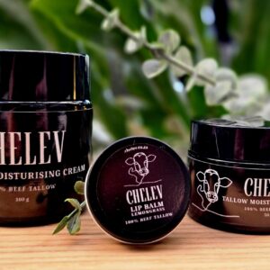 Everyday Glow Includes: – 100g Moisturising Cream – 50g Moisturising Balm – Lip Balm